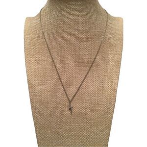 🌼🌼CZ lightning bolt necklace NWOT🌼🌼